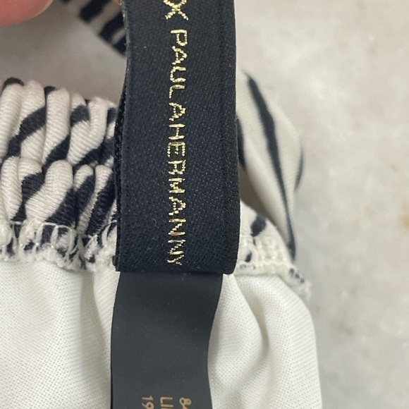 VIX Paula Hermanny bikini top only sz D halter black and white - Picture 6 of 6